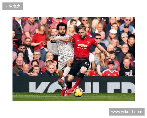 利物浦客战森林:萨拉赫、加克波、埃基蒂克首发,维尔茨出战