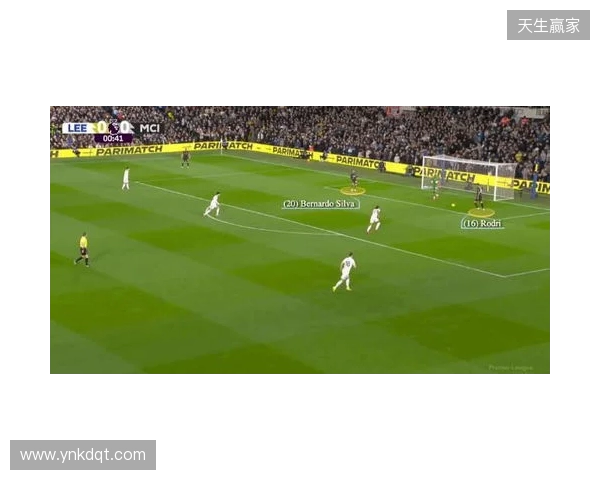 TA解析曼城门球战术:两名后腰禁区内接球破解对手人盯人逼抢