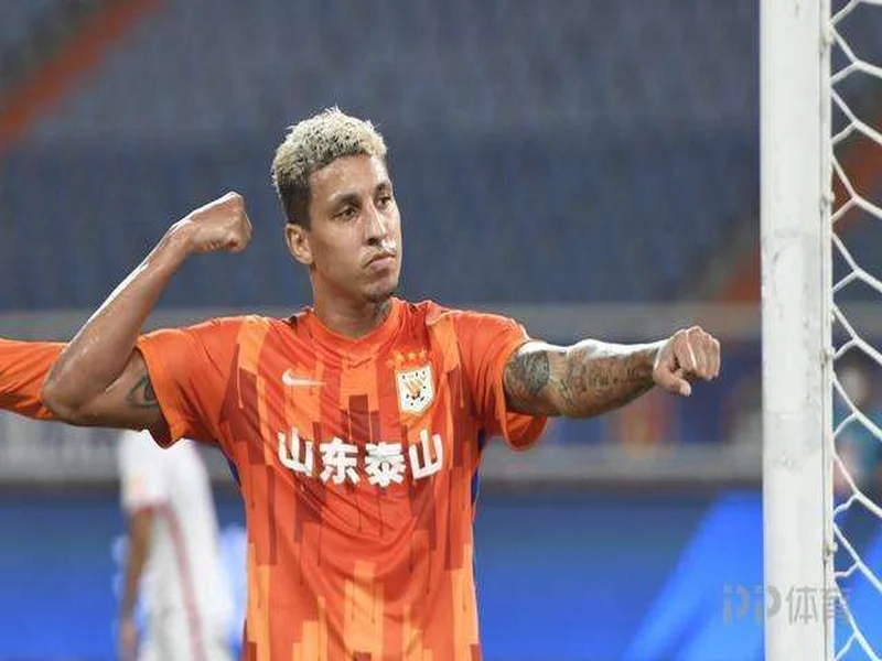 鲁媒:克雷桑对阵大连英博当日主动求战,若恢复顺利可战河南队