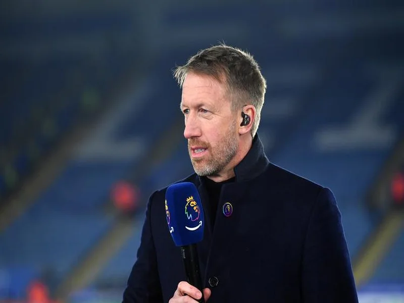 卫报：切尔西球员想要一个能赢得更衣室尊重、气场强大的教练